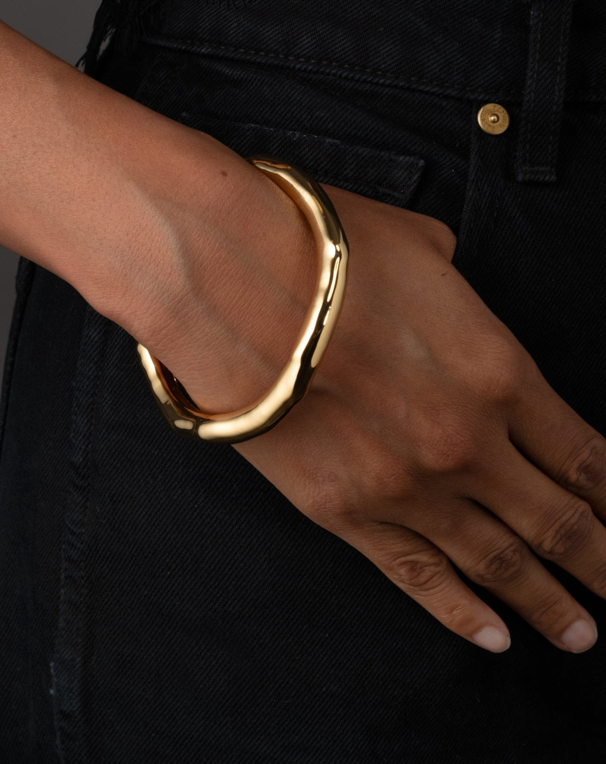 Bangle Blitz Designer Bangle Bracelets: Lucite, Gold, & Silver | Stack Bangles