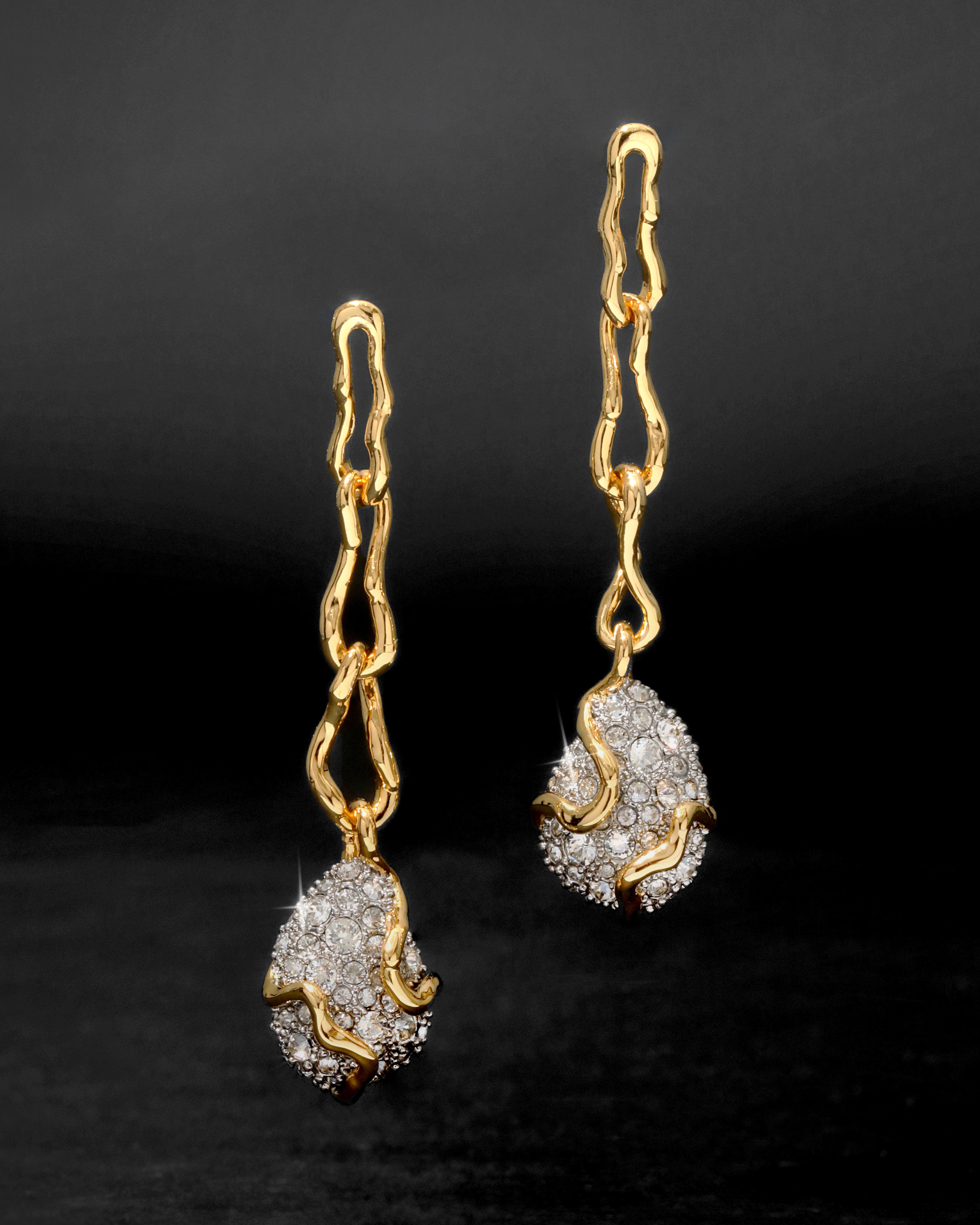Solanales Crystal Linked Pebble Earring