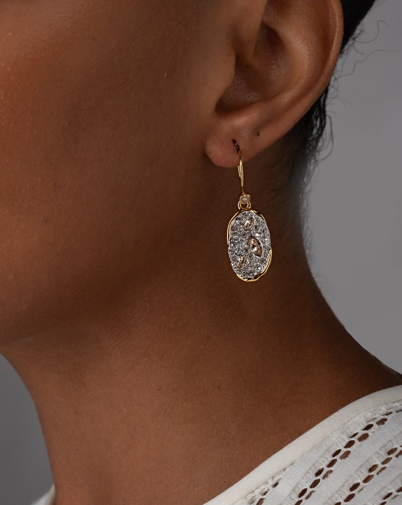 Solanales Crystal Oval Drop Earring - Photo 2