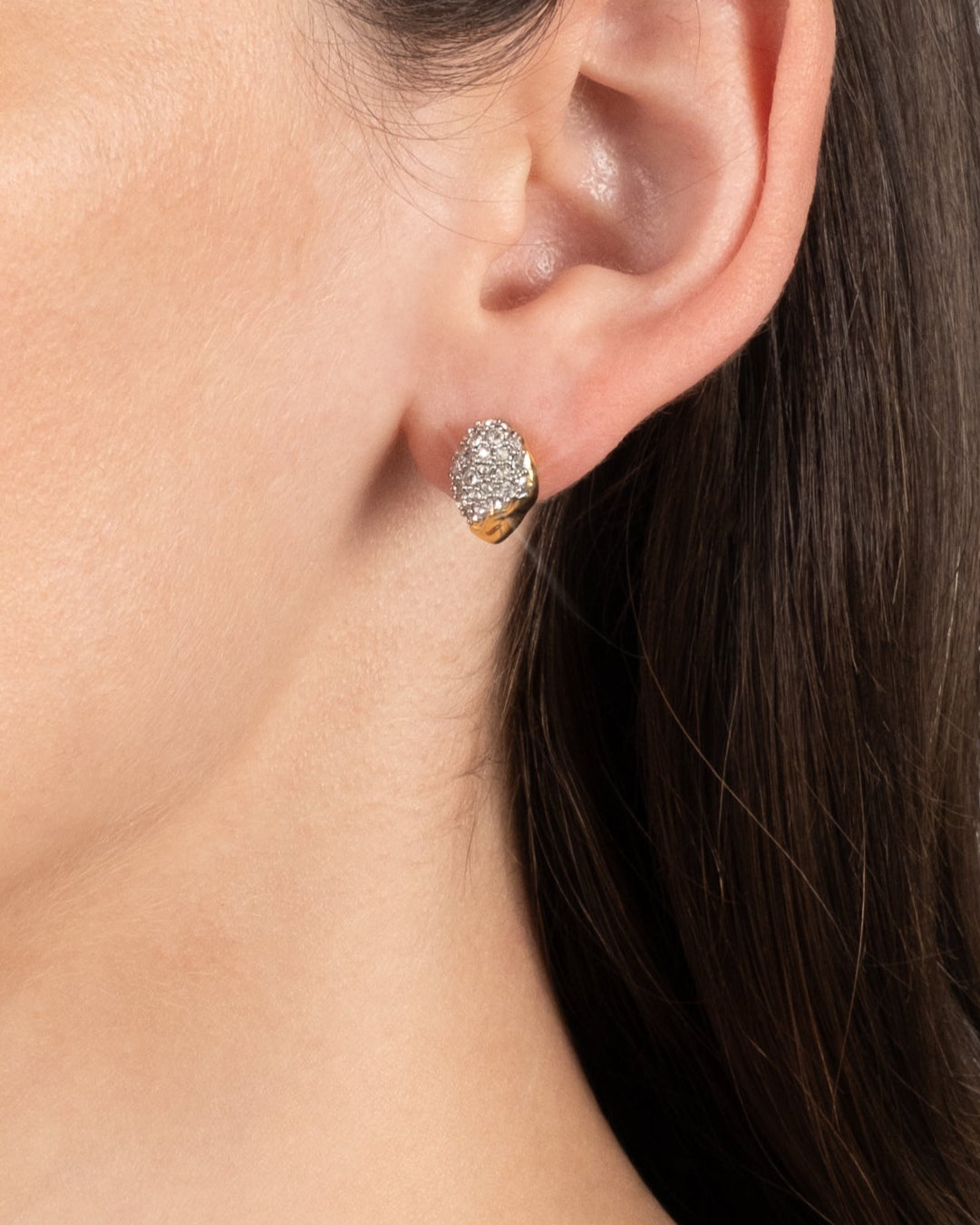 Solanales Crystal Tiny Pebble Stud Earring - Photo 2