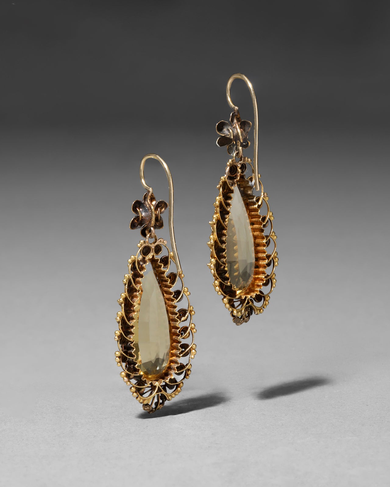 Antique 1850s 14k Gold with Citrine & Pearl Drop Earring - Photo 2
