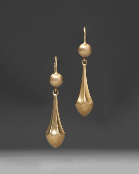Vintage 1950s 18k Gold Spear Leverback Earring