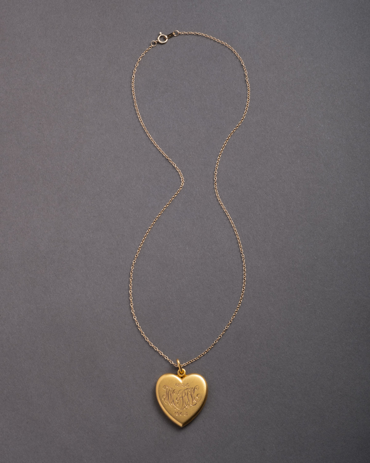 Antique 1900s 14k Gold Hand Etched Heart Locket Pendant Necklace - Photo 2