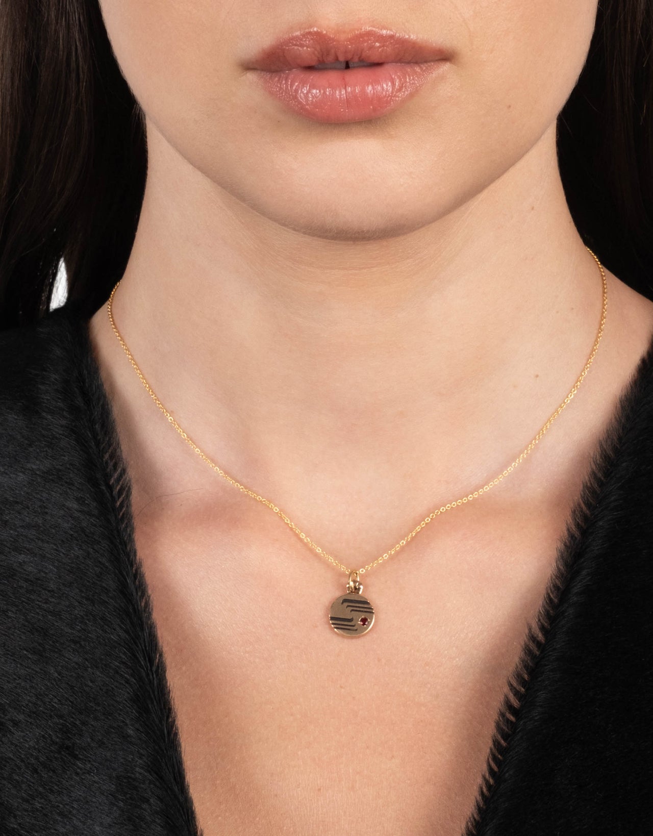 Vintage 1930s 10k Gold Enameled Pendant with Garnet Stud Necklace - Photo 2