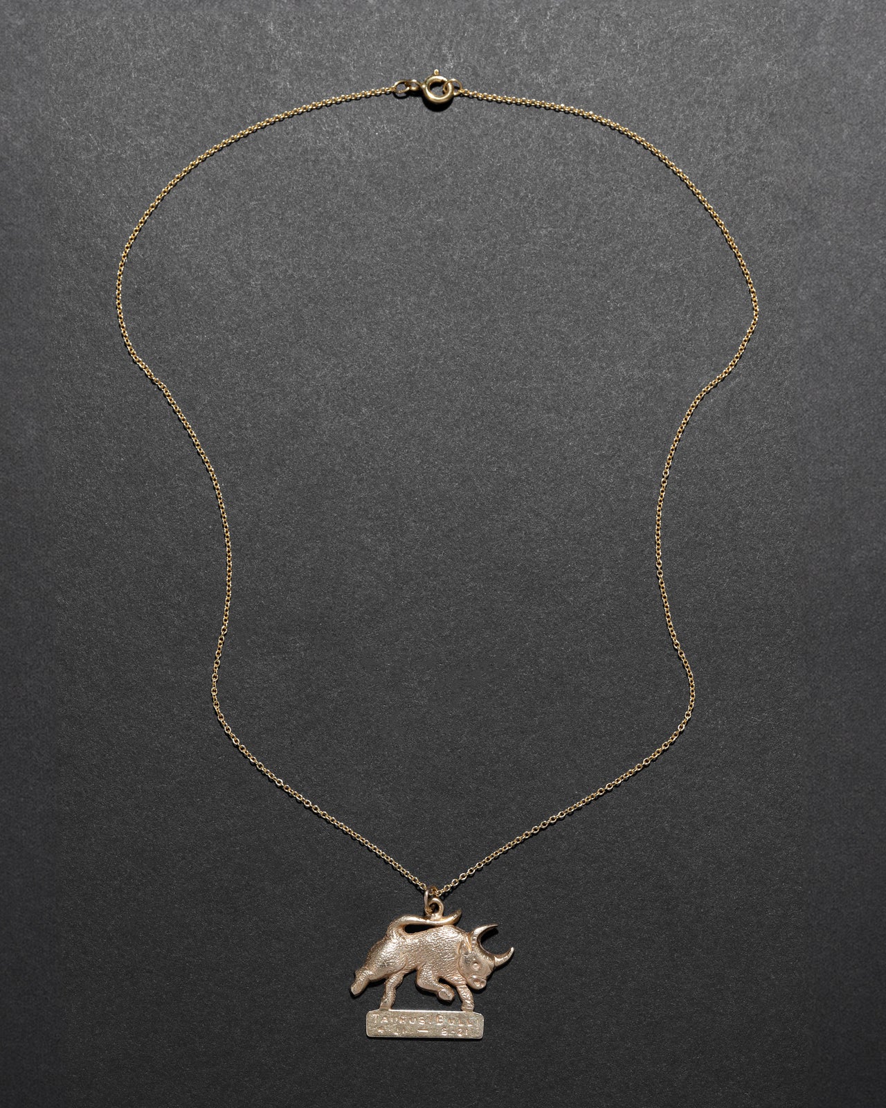 Vintage 1970s 14k Gold Hand Etched Taurus Bull Pendant Necklace - Photo 2