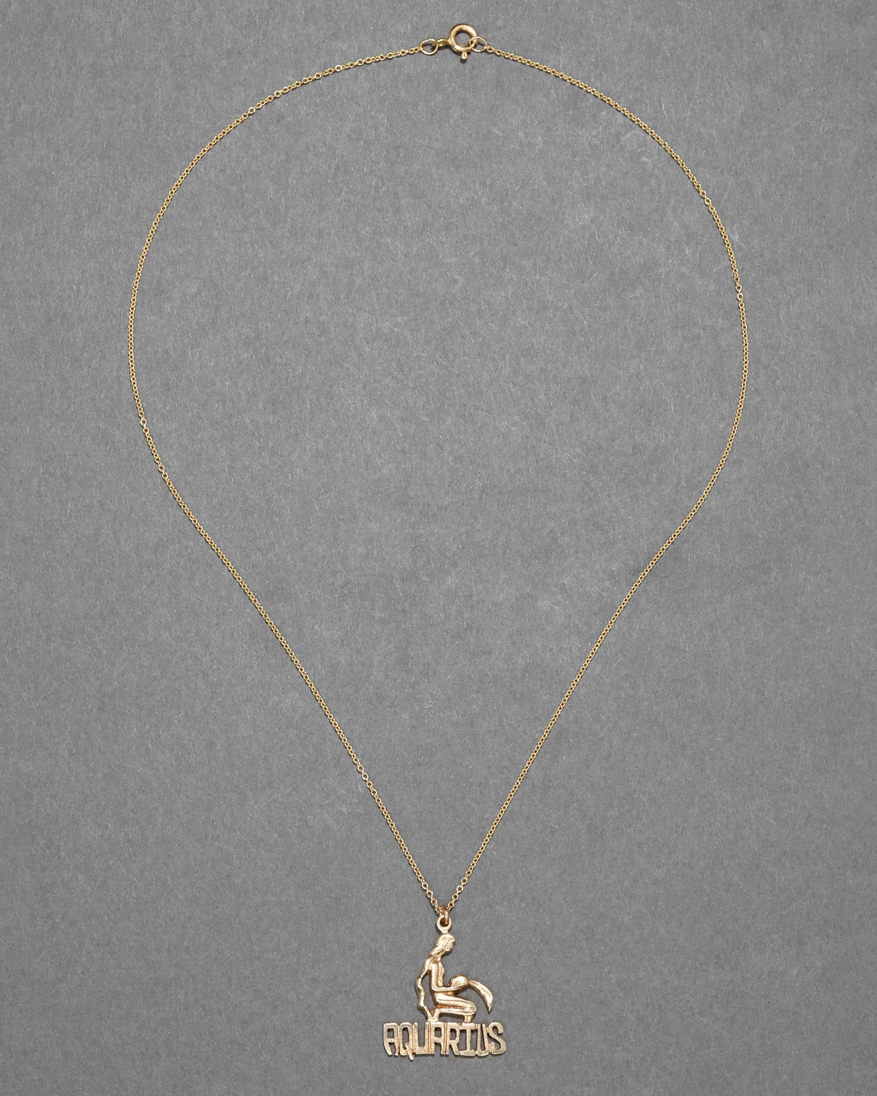 Vintage 1970s 14k Gold Aquarius Zodiac Pendant Necklace - Photo 2