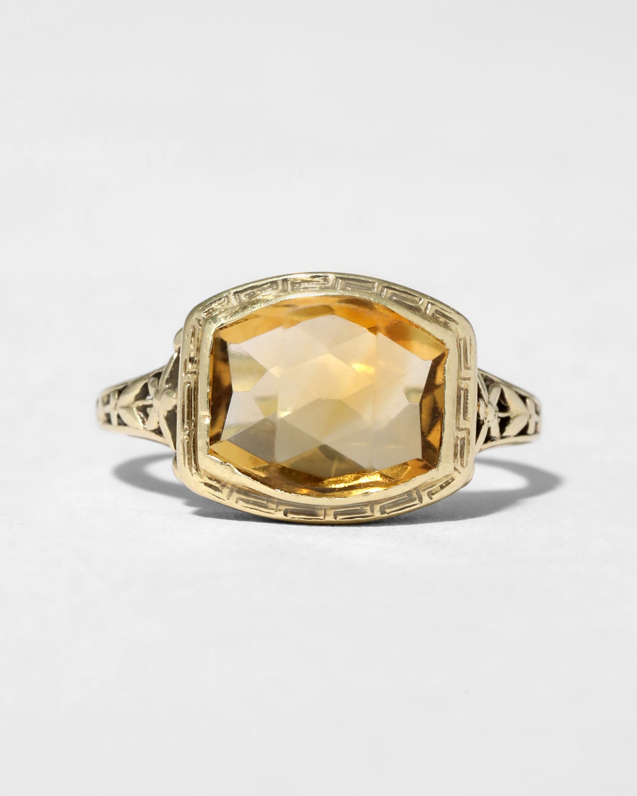 Antique 1910s 14k Gold with Custom Cut Citrine in Ornate Shank Ring - Photo 2