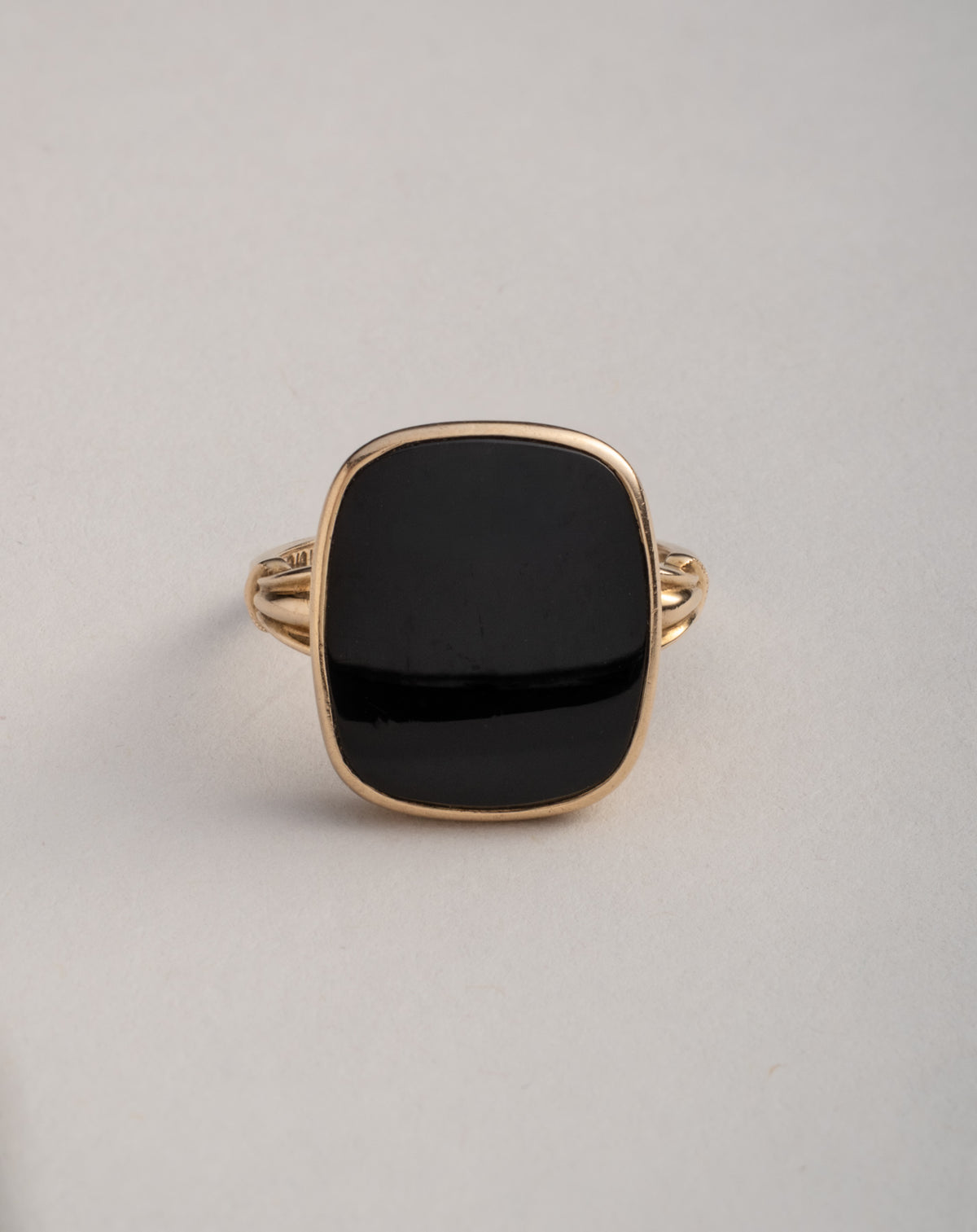Antique 1920s 10k Gold & Onyx Handmade Ring - Photo 2