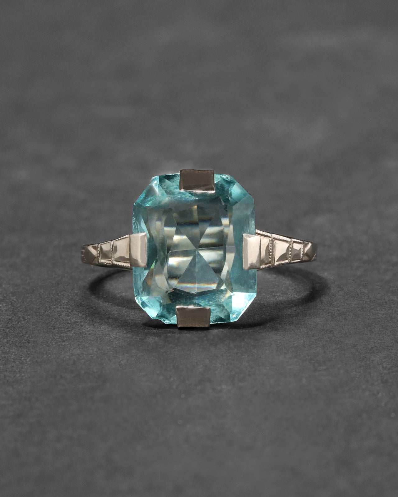 Vintage 1930s 14k White Gold Blue Topaz Ring - Photo 2