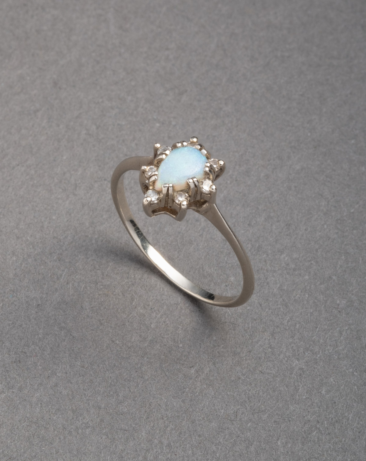Vintage 1950s 14k White Gold Natural Opal & Natural Diamond Ring - Photo 2
