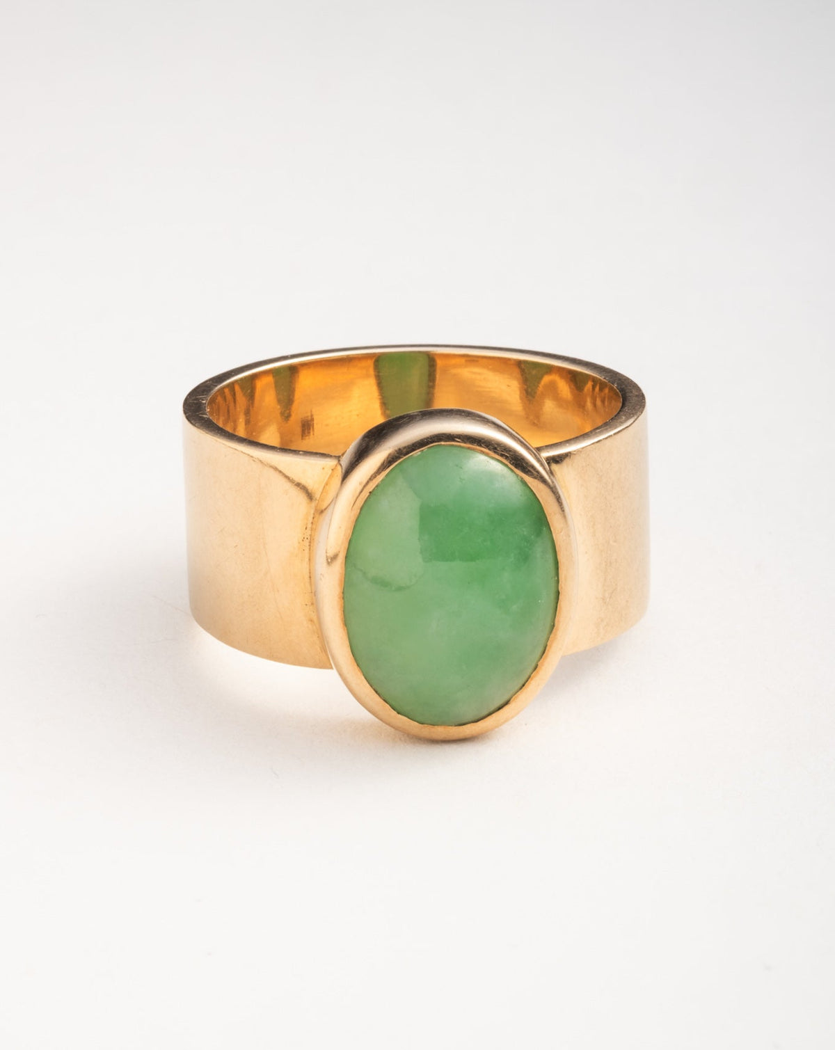 Vintage 1970s 14k Gold & Jade Handmade Ring - Photo 2