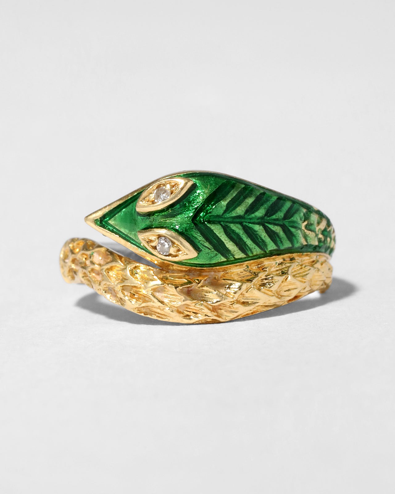 Vintage 18k Gold with Enamel & Diamond Coiled Snake Ring - Photo 2