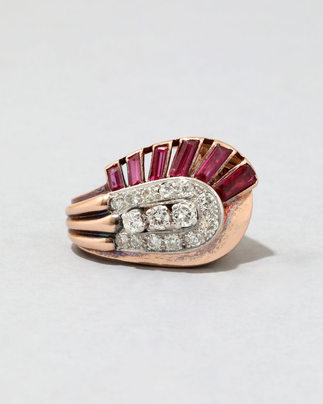 Vintage 1940s 18k Rose Gold Ruby & Diamond Ring - Photo 2