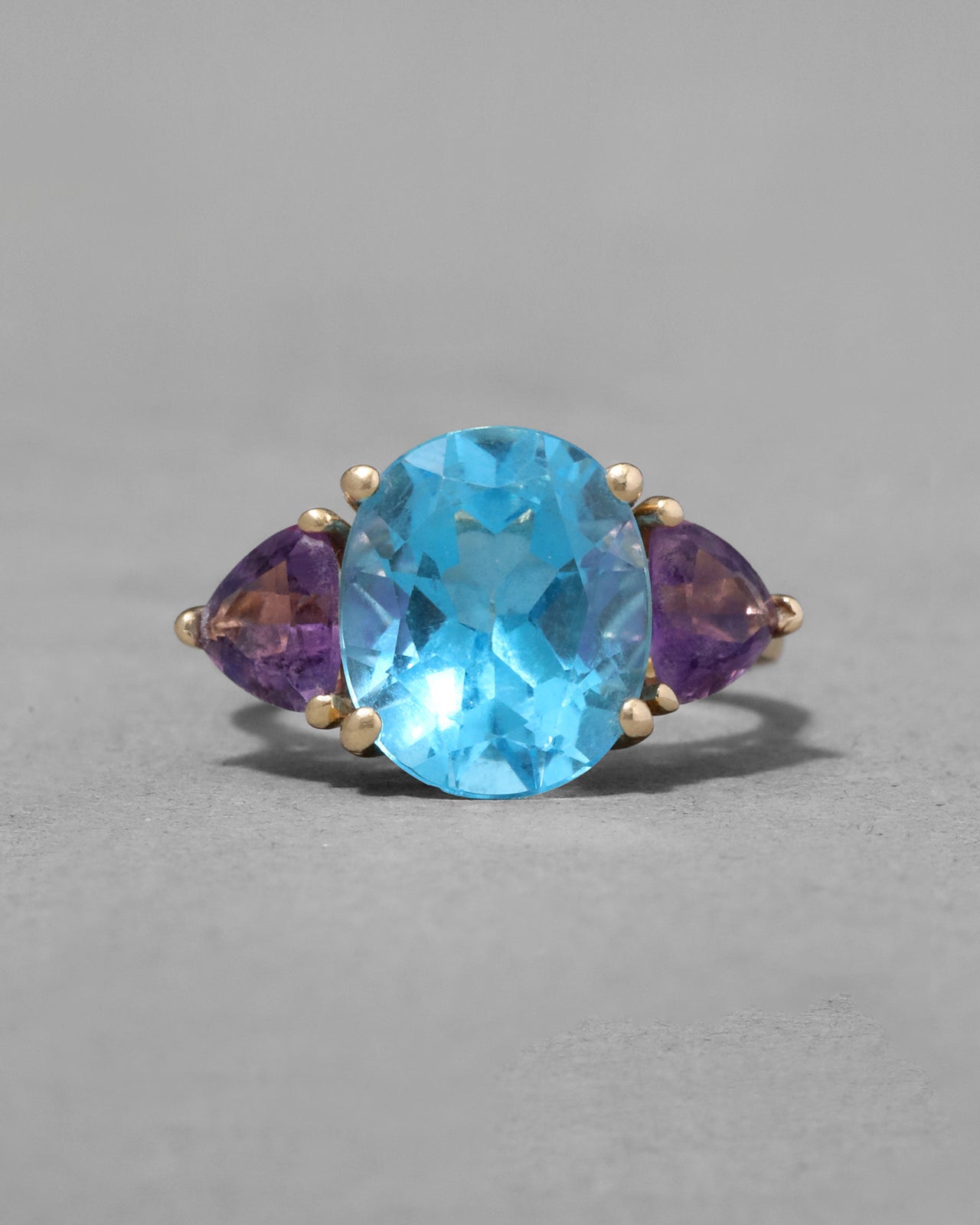 Vintage 1980s 14k Gold with Amethyst & Swiss Topaz Cocktail Ring - Photo 2