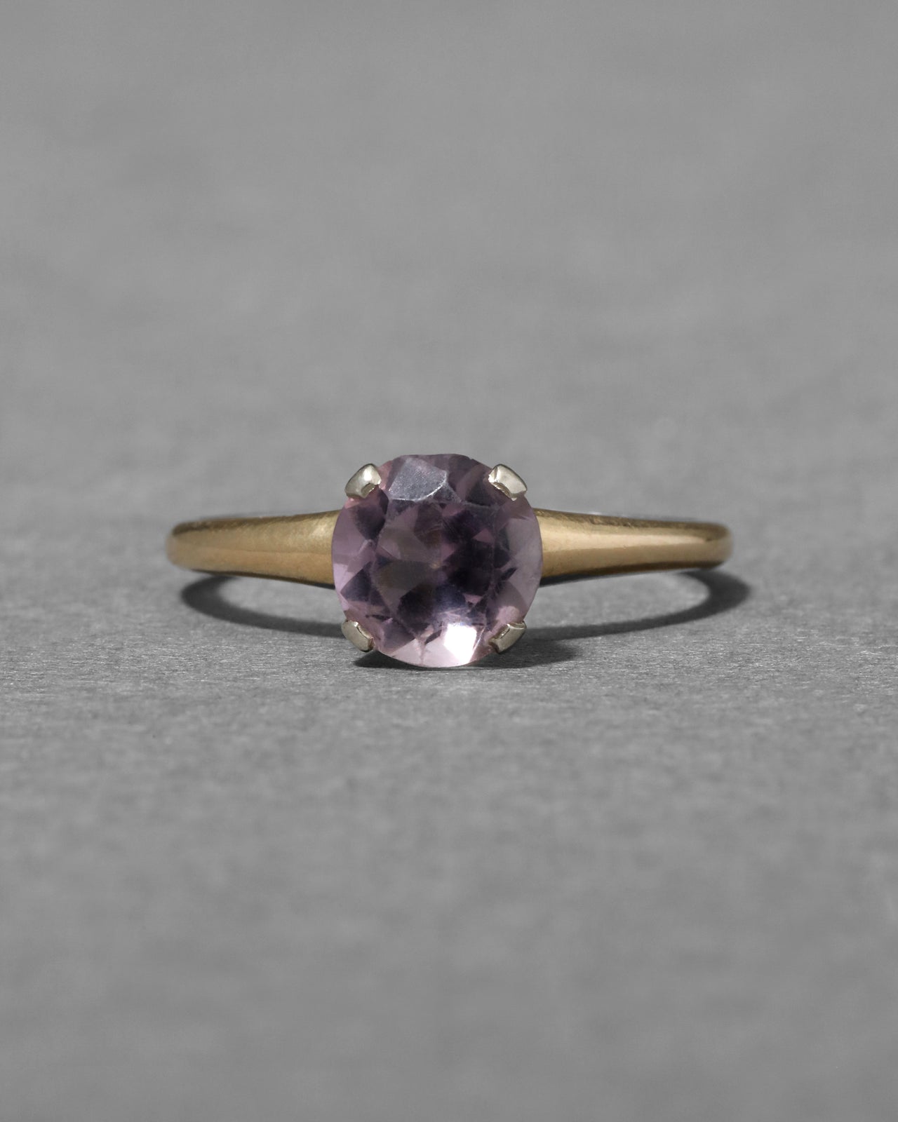 Vintage 1970s 14k Yellow & White Gold with Solitaire Amethyst Ring - Photo 2