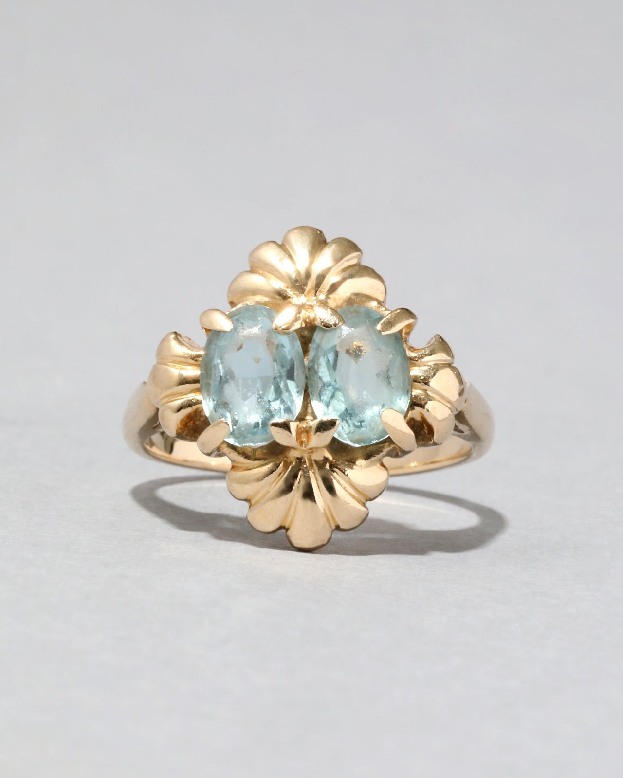 Vintage 1930s 14k Gold Deco Design Blue Topaz Ring - Photo 2