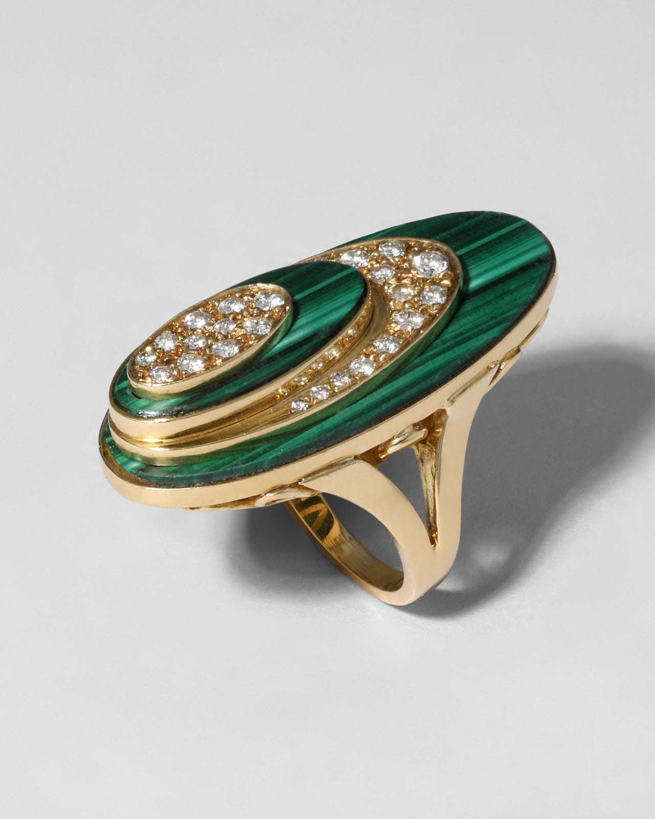 Vintage 1960s 18k Gold with Malachite & Diamond Geometric Ring - Photo 2