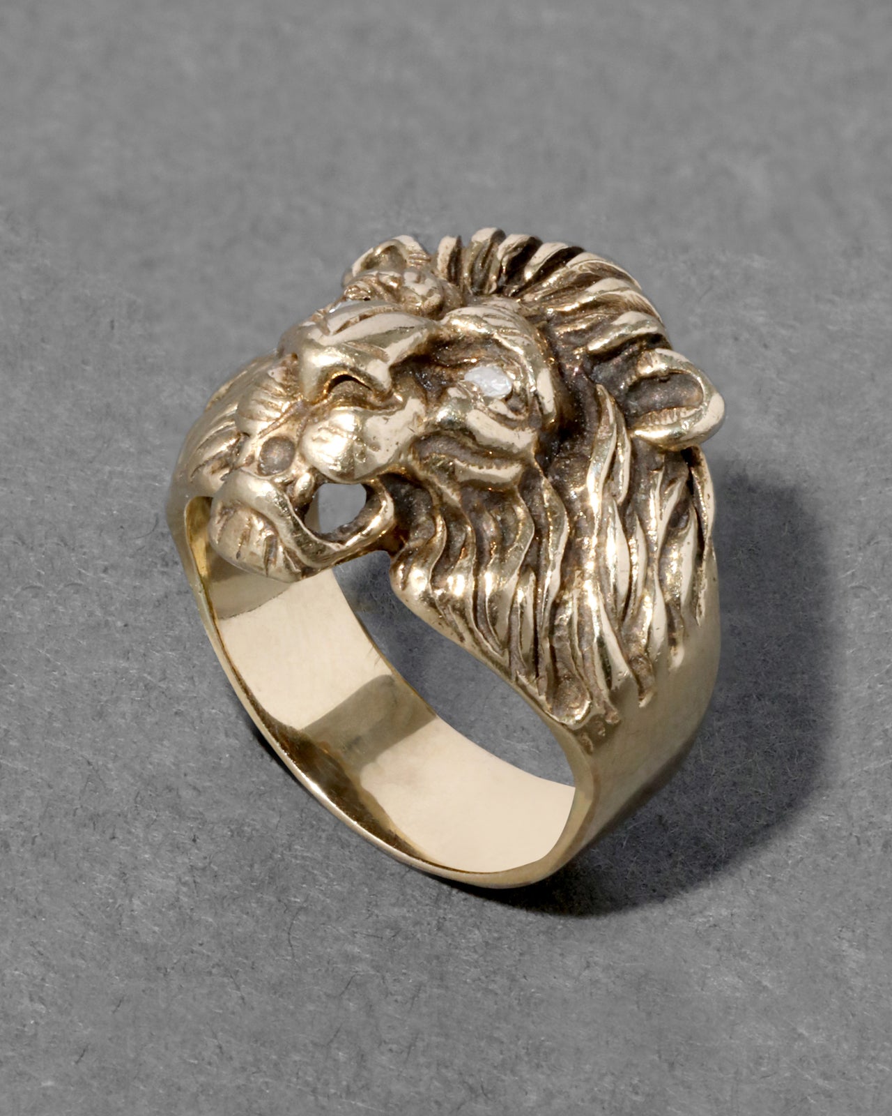 Vintage 1970s 14k Gold Lion with Diamond Eyes - Photo 2