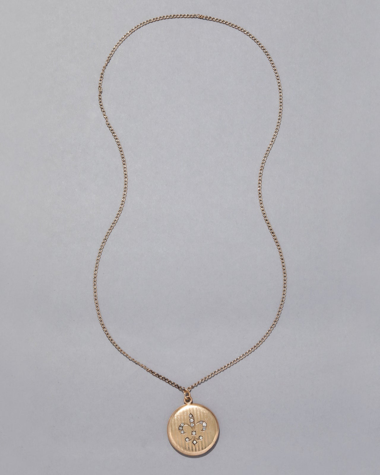 Antique 1800s 14k Gold Filled Fleur de Lis Locket Necklace - Photo 2