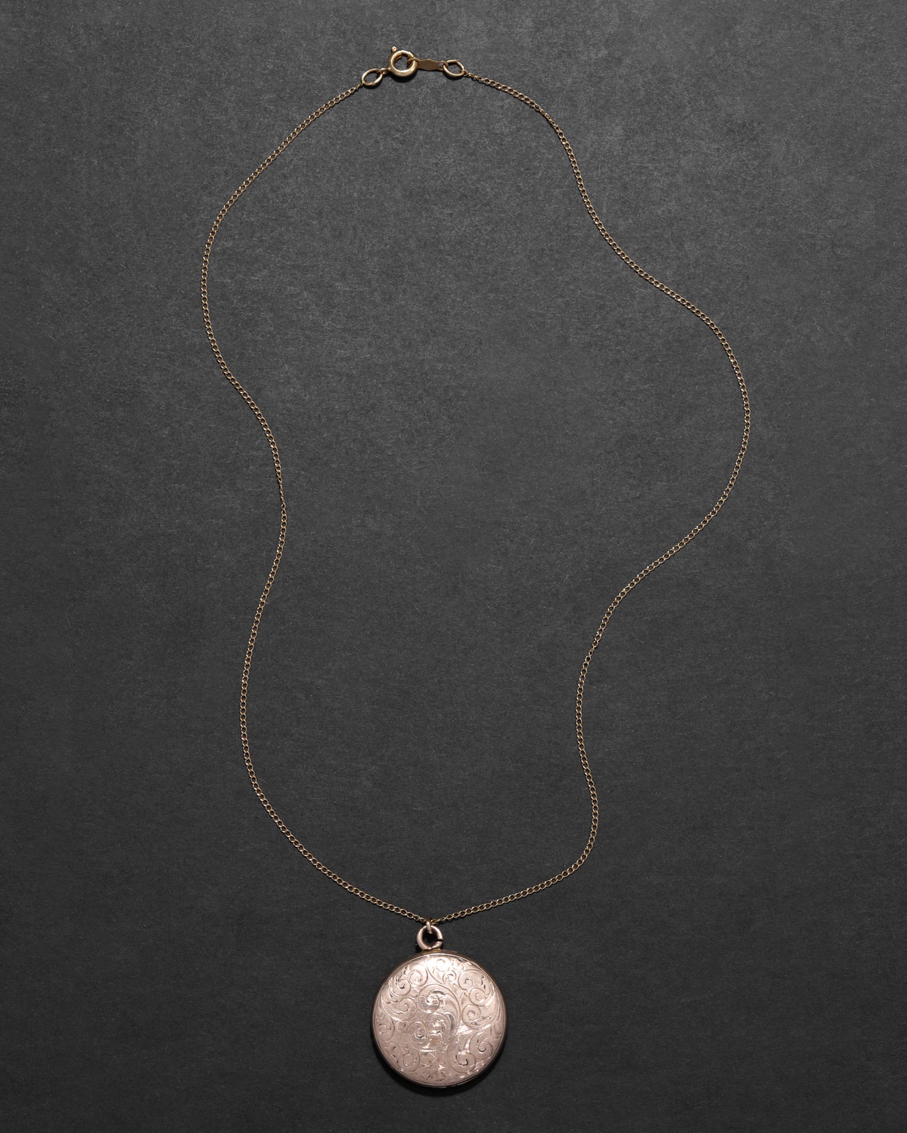 Antique 1800s 10k Gold Shell & 10k Gold Fill Hand Etched Locket Necklace - Photo 2