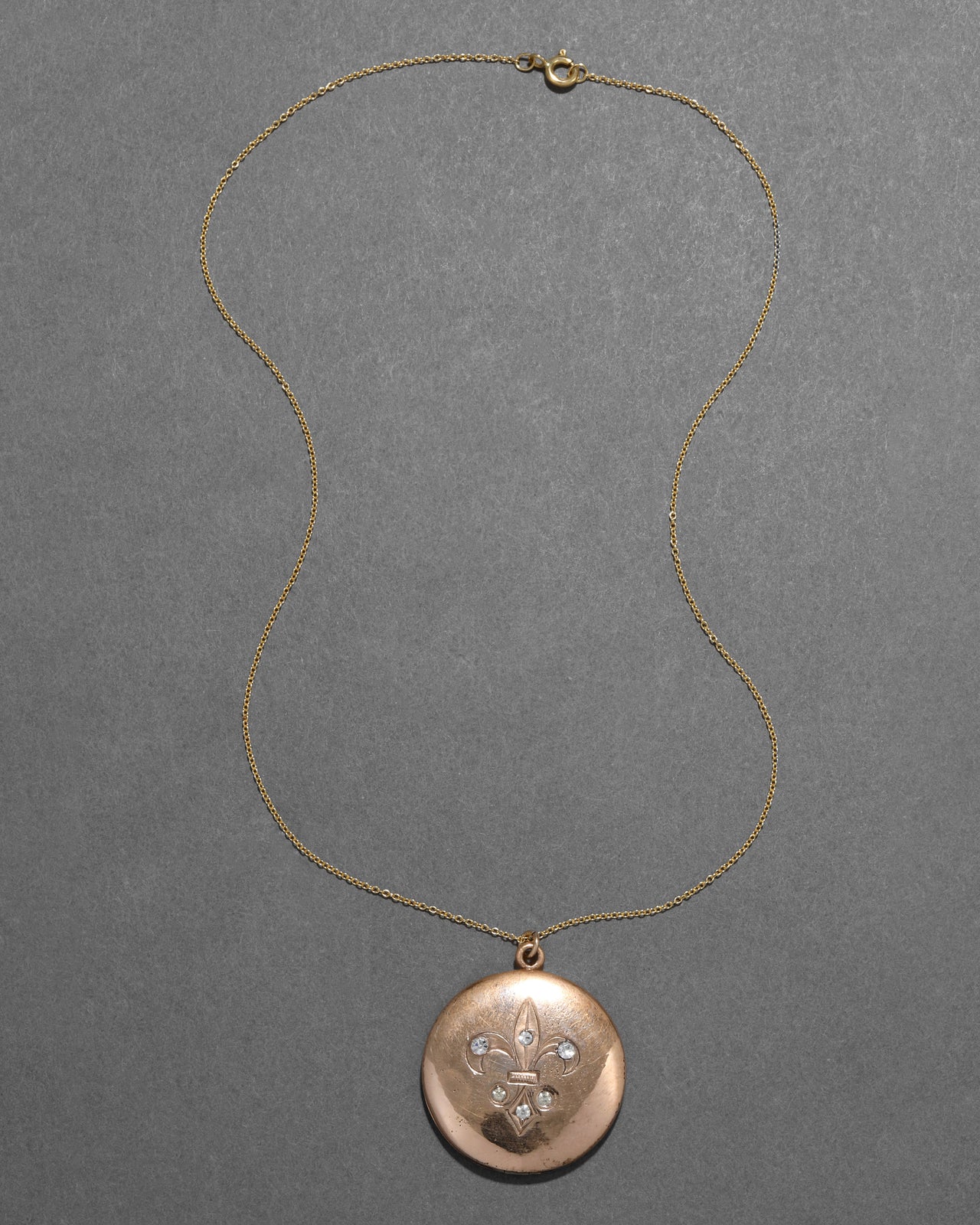Antique Early 1900s 14k Gold Fill & Paste Crystal Fleur de Lis Locket Pendant Necklace - Photo 2