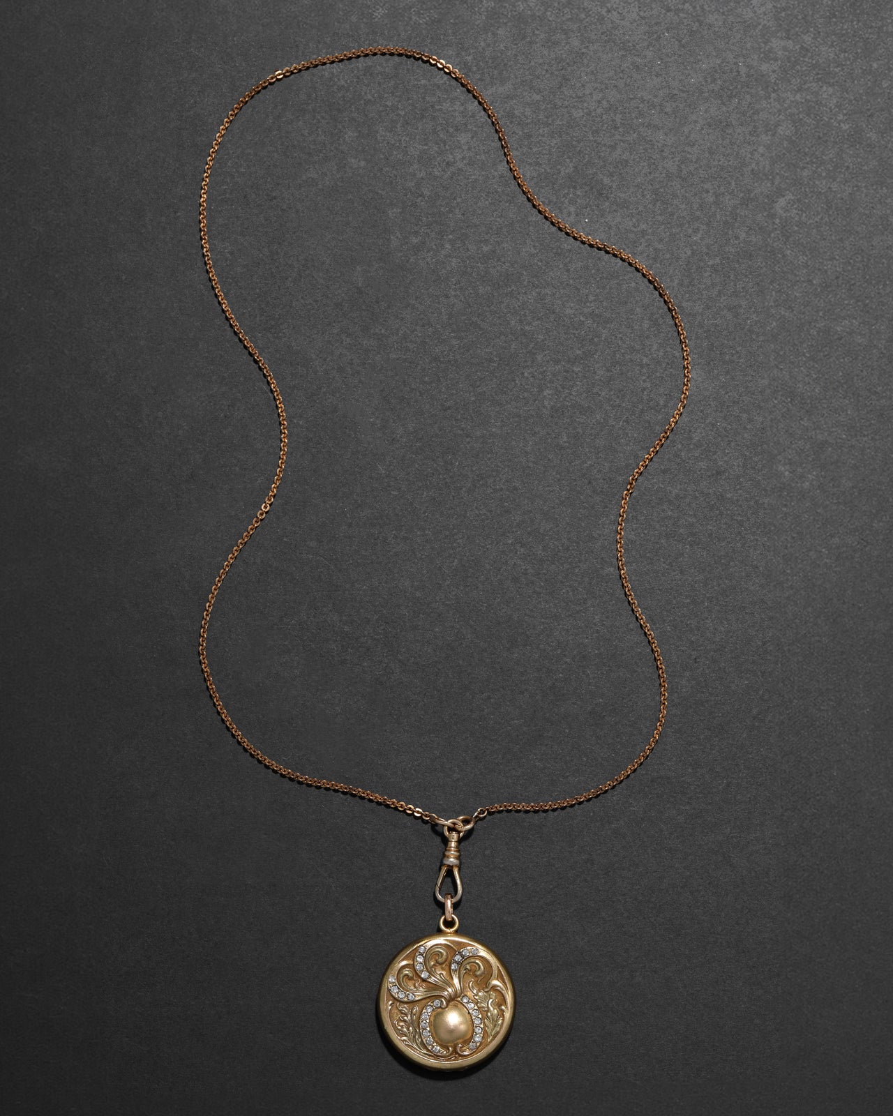 Antique Victorian Late 1800s 14k Gold Fill & Paste Crystal Scroll Motif Locket Pendant Necklace - Photo 2