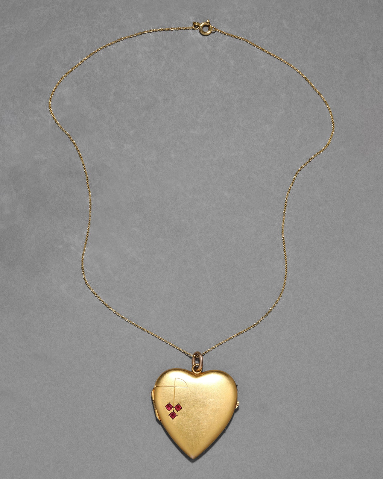 Antique 1910s 14k Gold Fill Garnet Motif Heart Locket Necklace - Photo 2