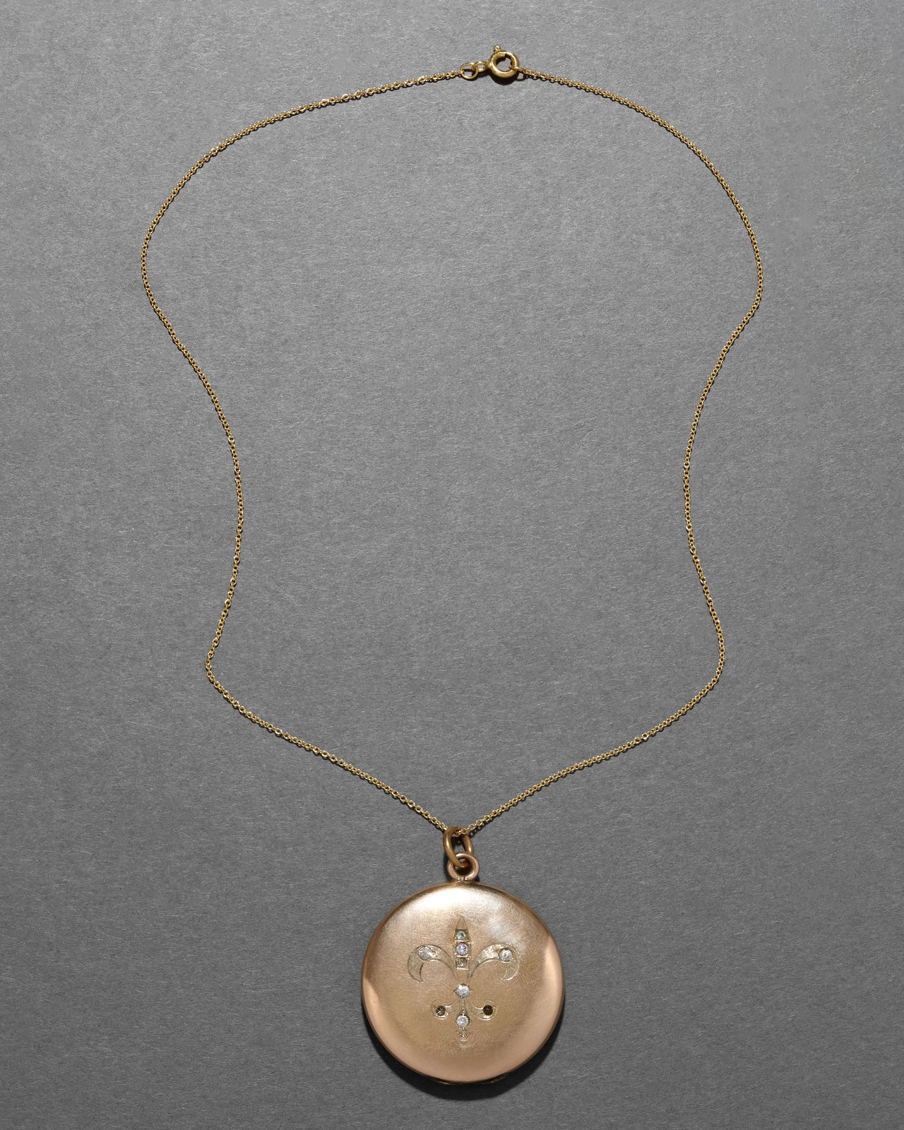 Antique Victorian 1800s 14k Gold Fill Fleur de Lis Locket Necklace - Photo 2