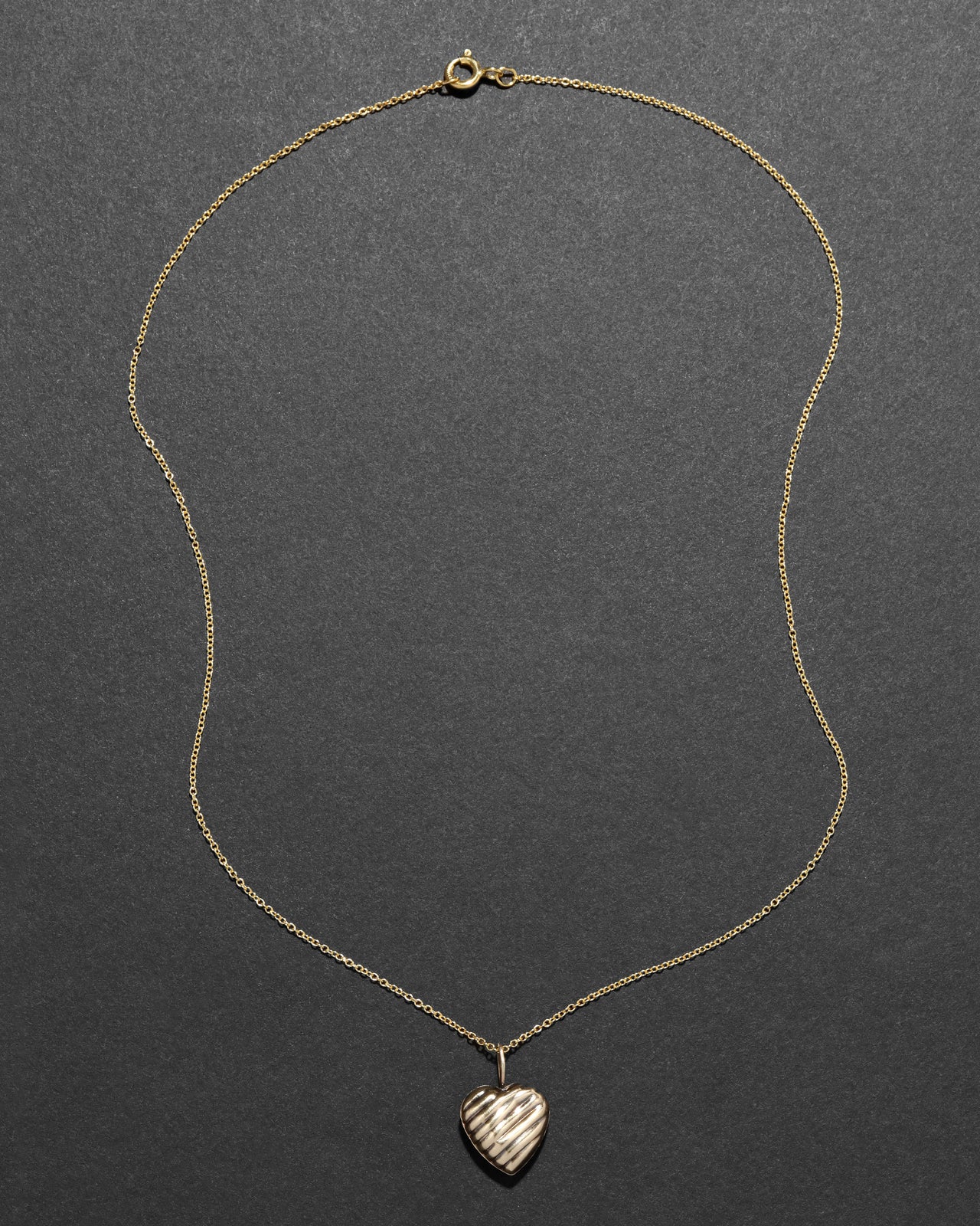 Vintage 1930s 14k Gold Fill Ribbed Heart Pendant Necklace - Photo 2
