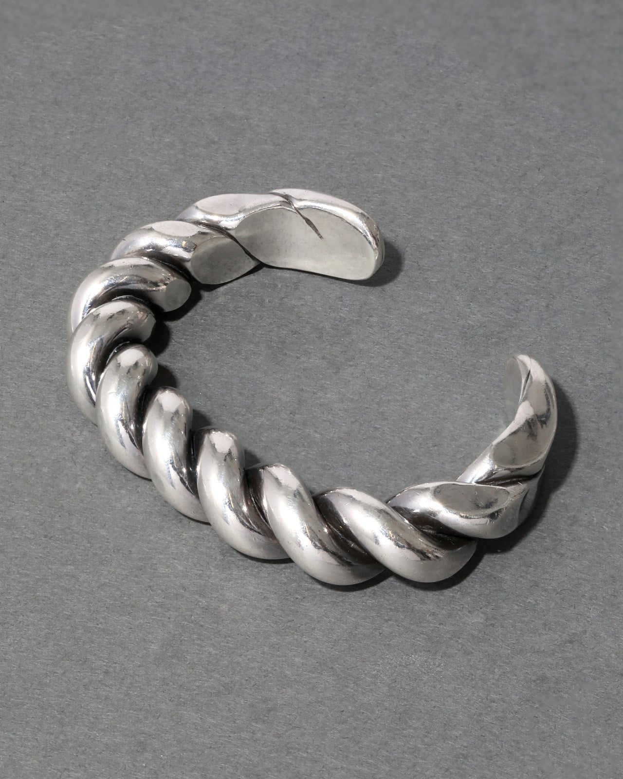 Vintage 1970s Sterling Silver Handmade Spiraled Cuff Bracelet - Photo 2