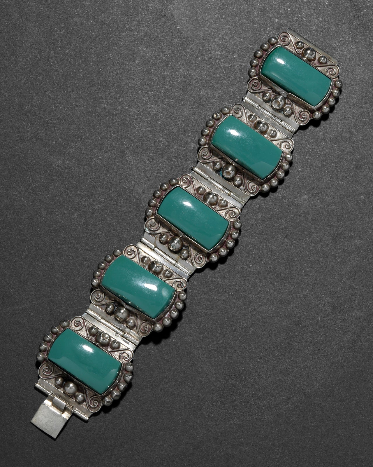 Vintage 1940s Sterling Silver & Green Onyx Link Bracelet - Photo 2