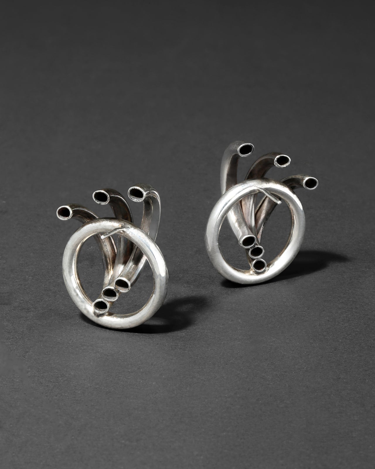 Vintage 1980s Sterling Silver Sculptural Fan Earring - Photo 2