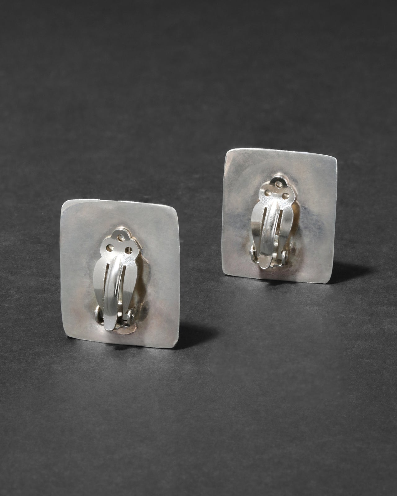 Vintage 1980s Sterling Silver Button Clip Earring - Photo 2