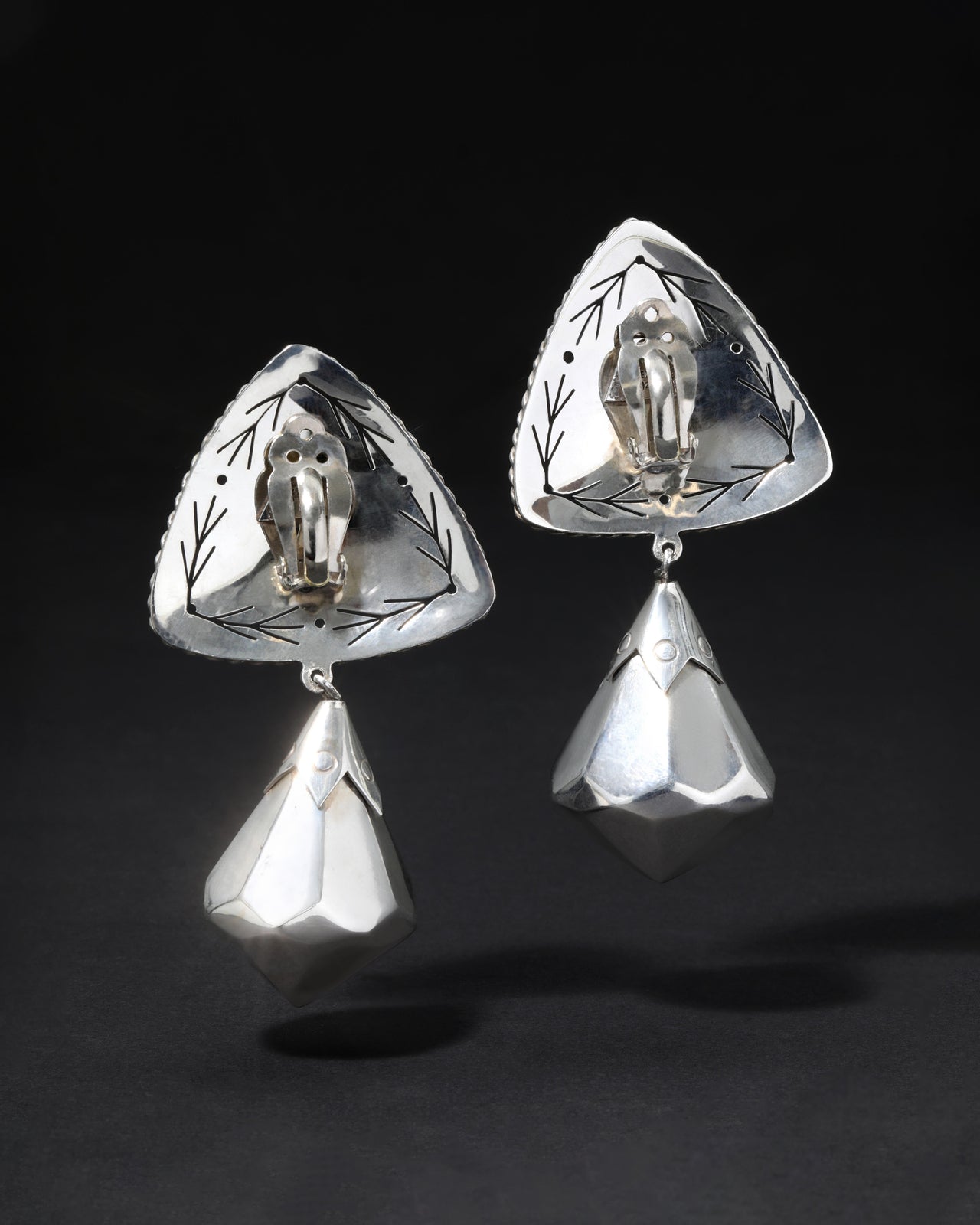 Vintage 1990s Brenda Shoefeld Sterling Silver & Faceted Quartz Large Mexican Clip Earring - Photo 2
