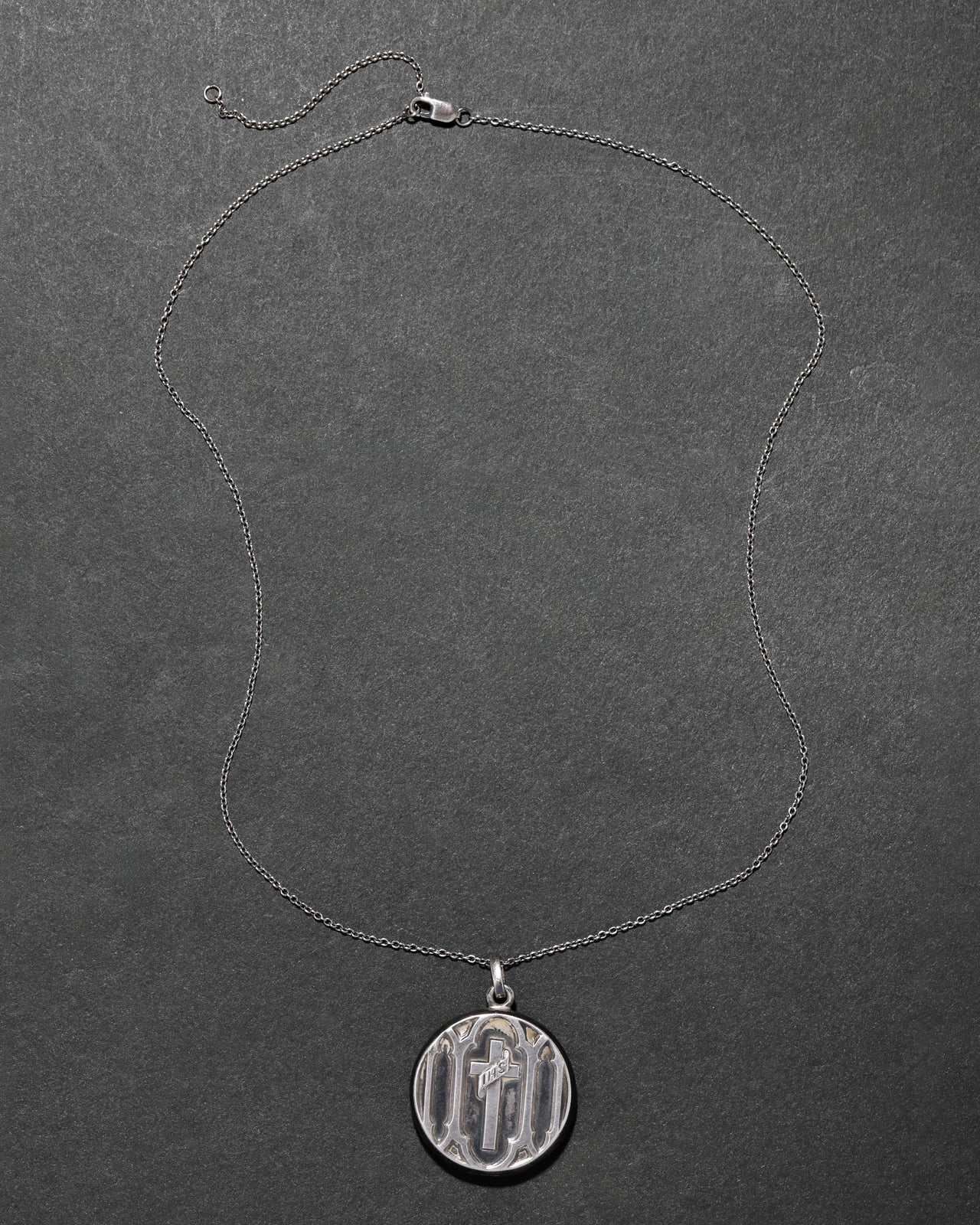 Antique 1920s Sterling Silver Cross Locket Pendant Necklace - Photo 2