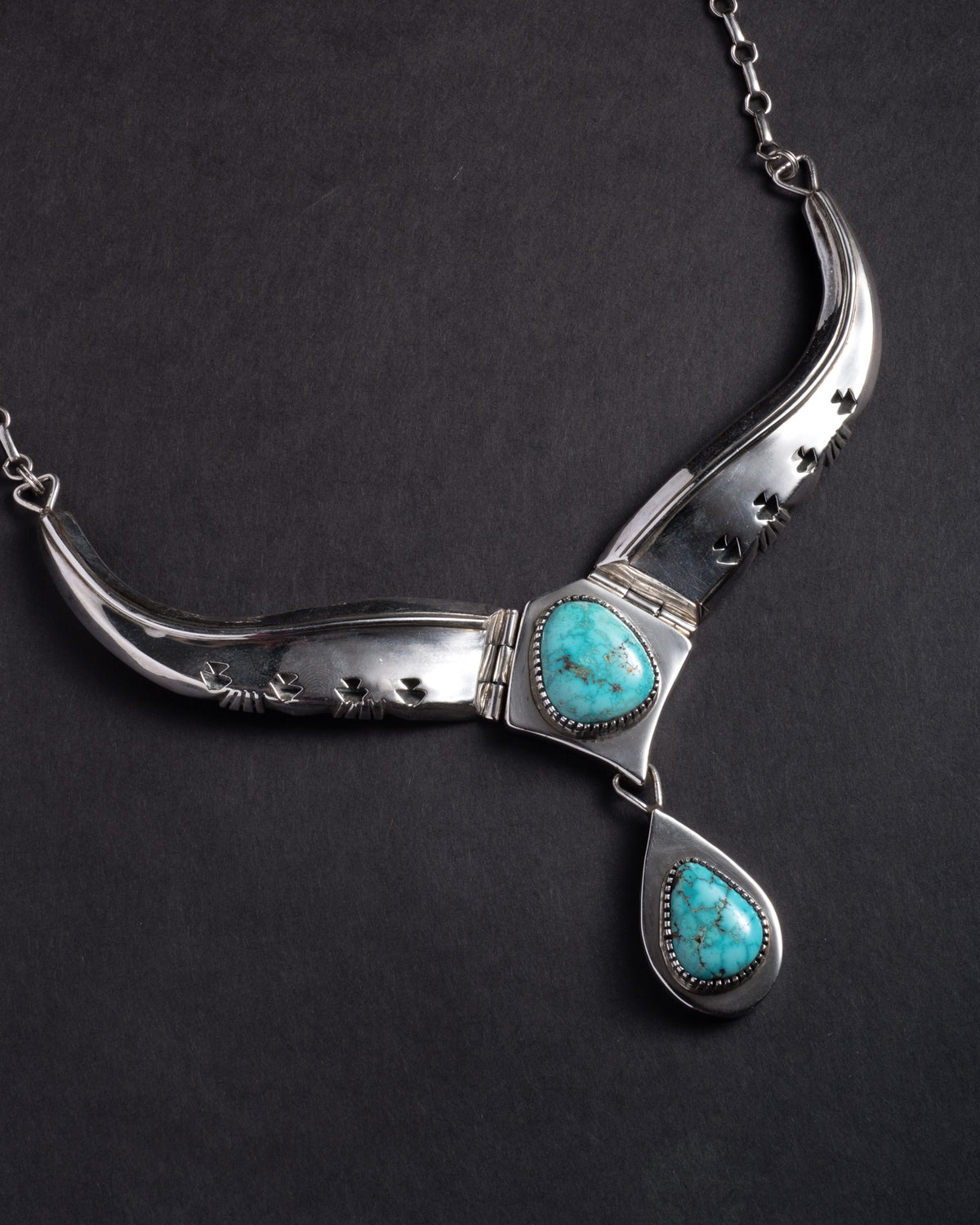Vintage 1980s Sterling Silver & Natural Turquoise CJ Nez Handmade Collar Necklace - Photo 2