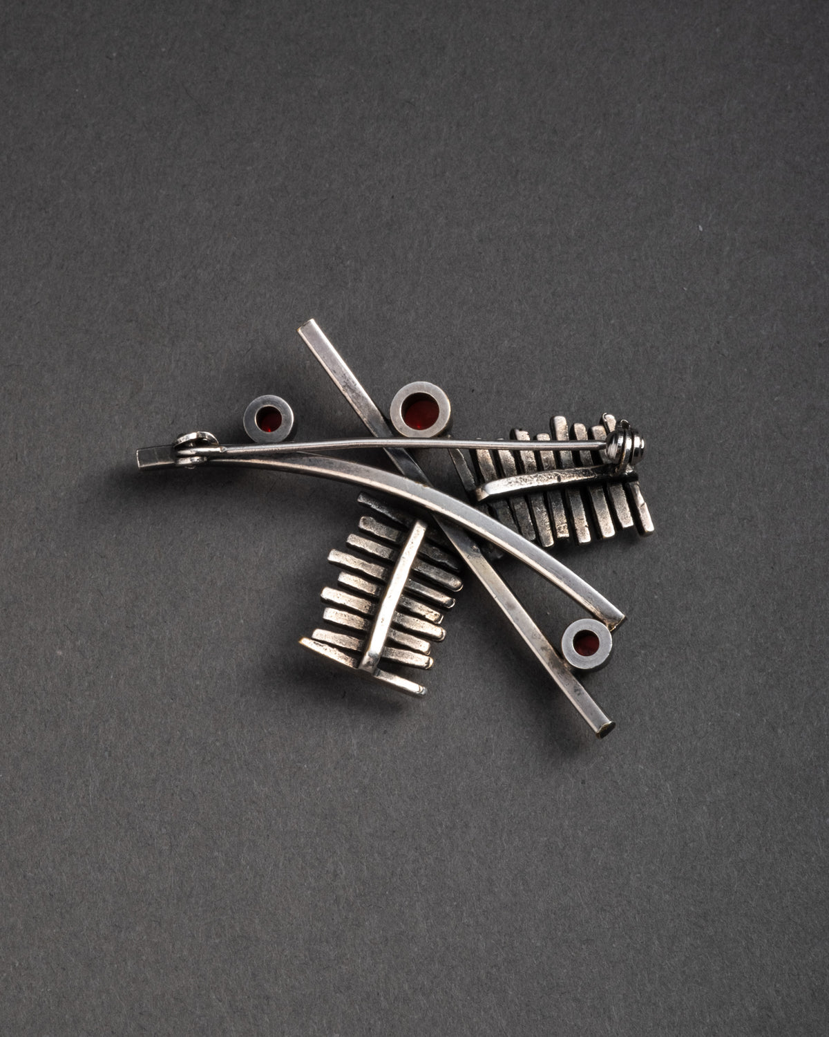 Vintage 1970s Sterling Silver & Carnelian Abstract Handmade Pin - Photo 2