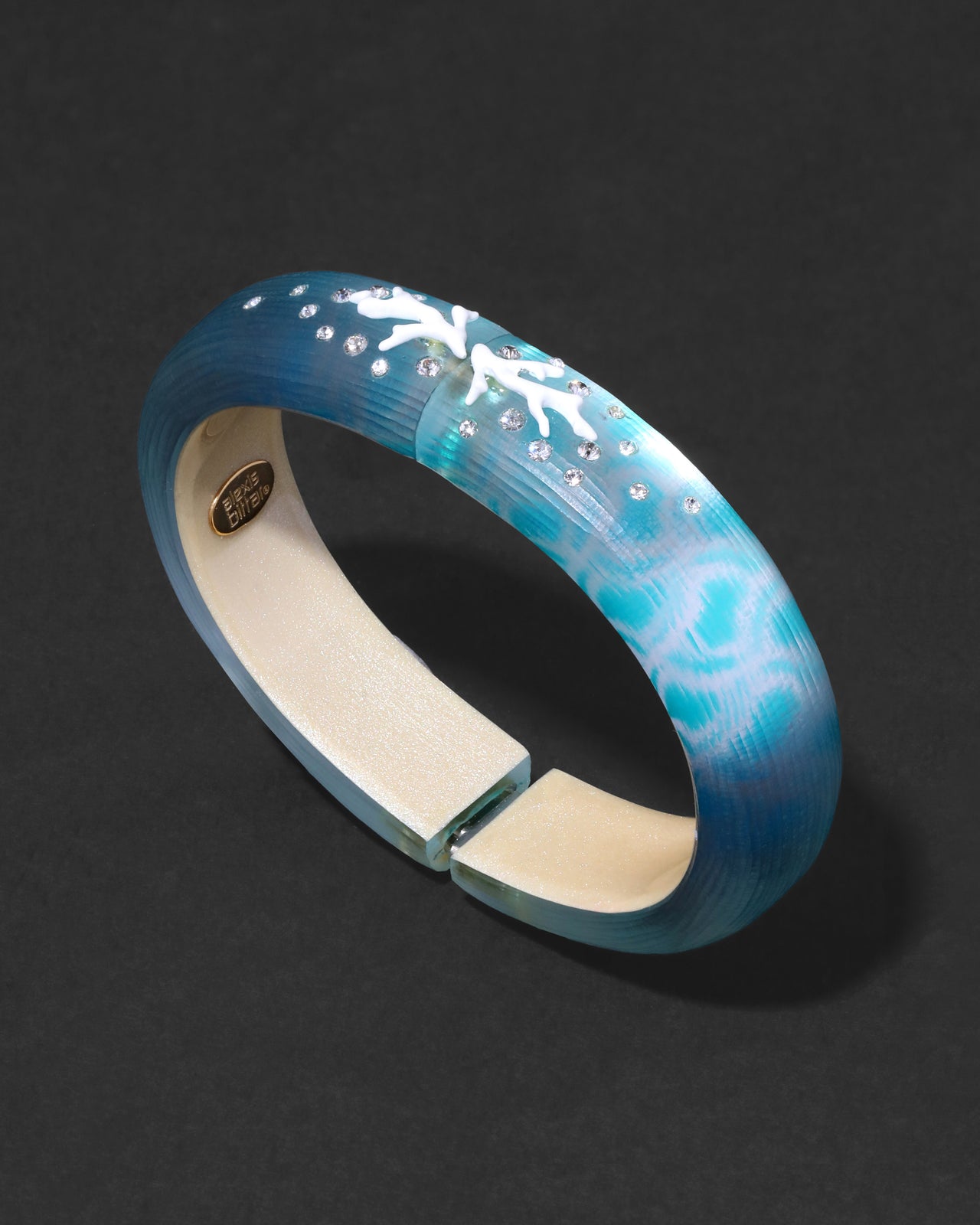 Archive Coral Motif Lucite Small Hinge Bracelet - Photo 2