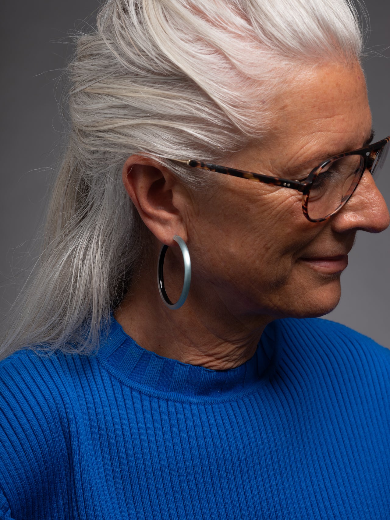 Skinny Lucite Hoop Earring - Blue Grey - Photo 2