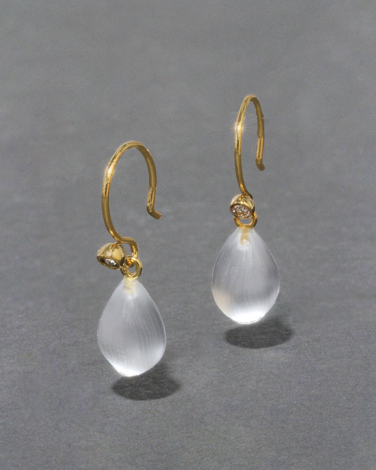 Lucite Teardrop Earring- Silver - Photo 2