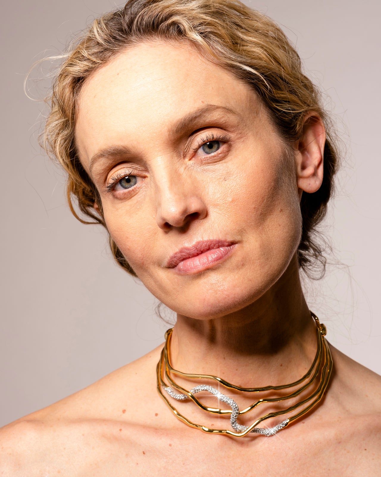 Solanales Orbit Choker Necklace - Photo 2